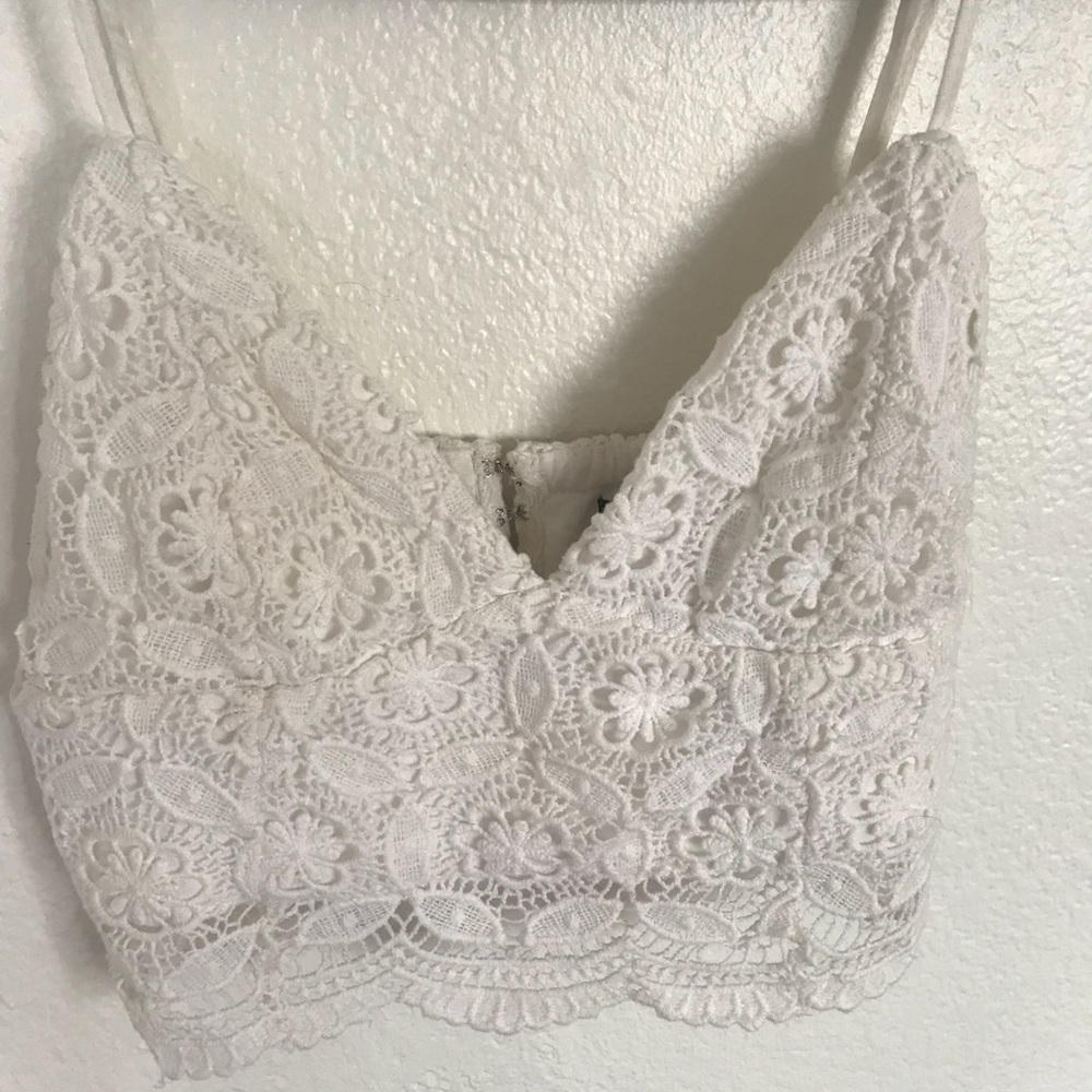 Lace bralet/crop top